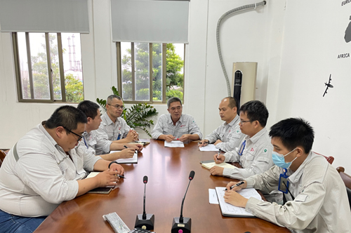 广奥逆行驻厂齐抗疫 共克时艰保生产.jpg