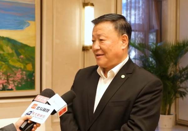 朱建民参加辽宁省民营企业座谈会并发言 副本.jpg