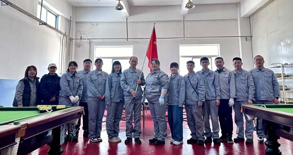 2-辽阳合影.jpg