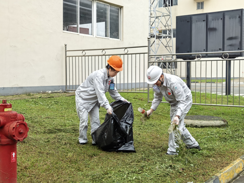 力拔山河展齐心 美化家园显担当.png