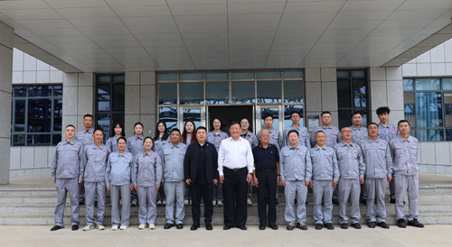 海南全员合影照片1.png